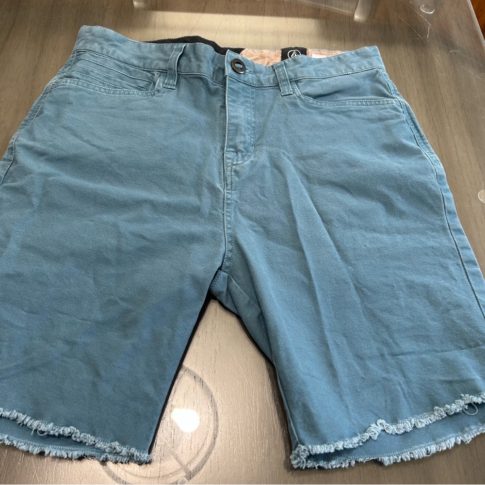 Volcom Casual Shorts, size 30, by Volcom